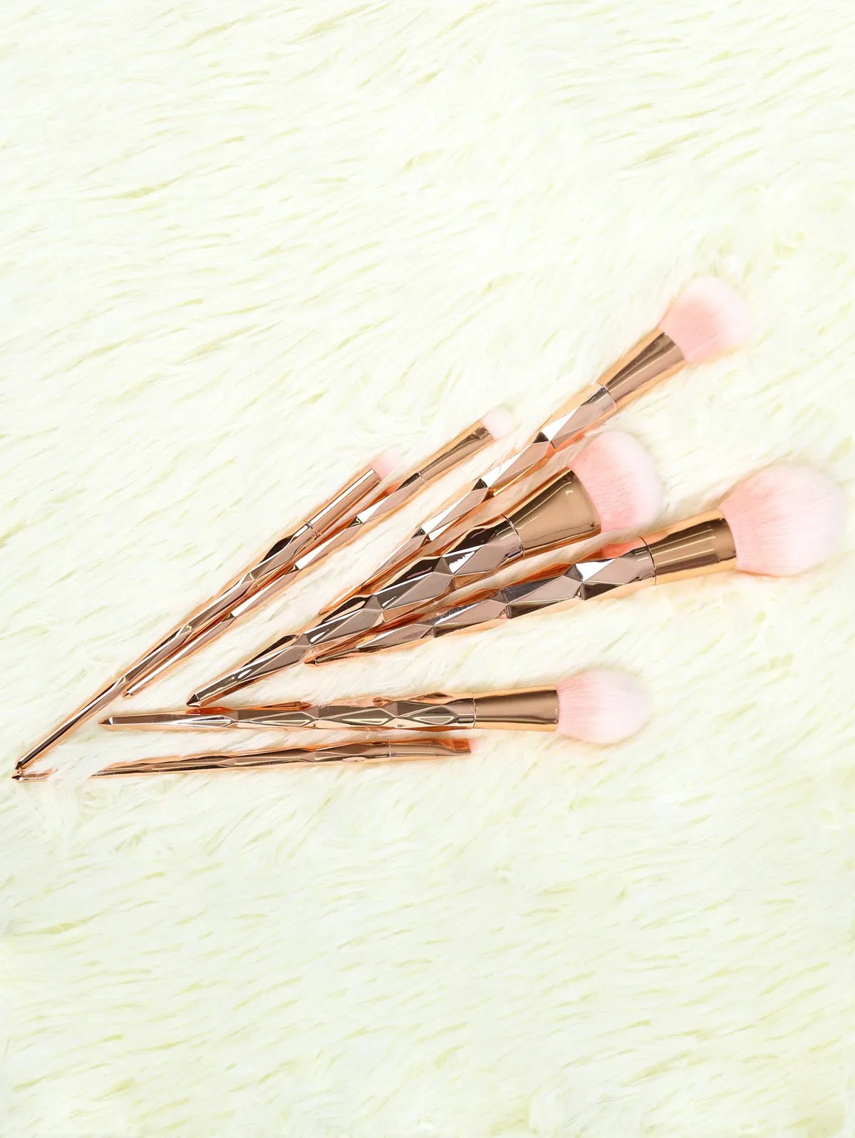 7 Pcs Rhombus Makeup Brushes Set