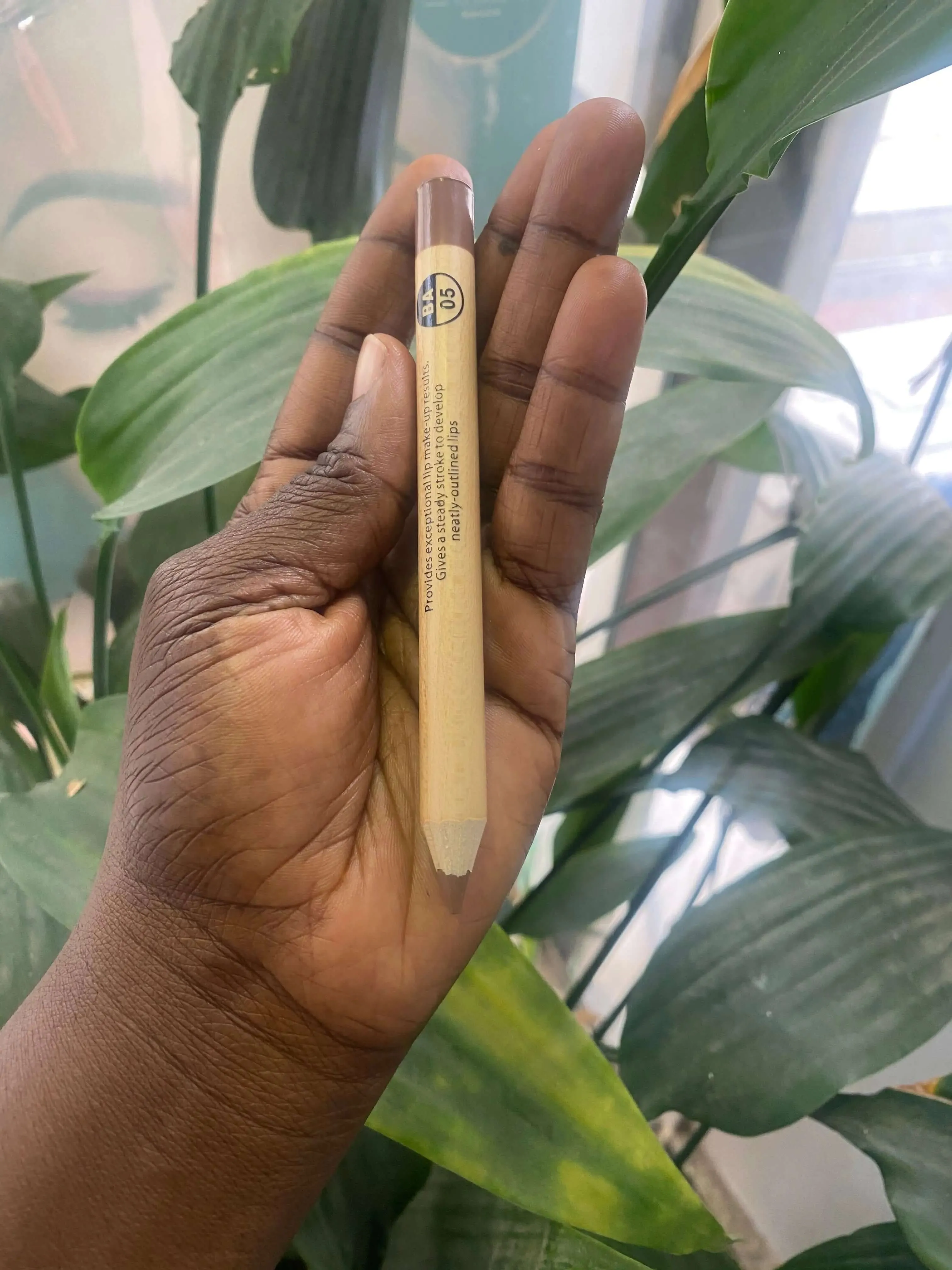 Becharm Lip Liners