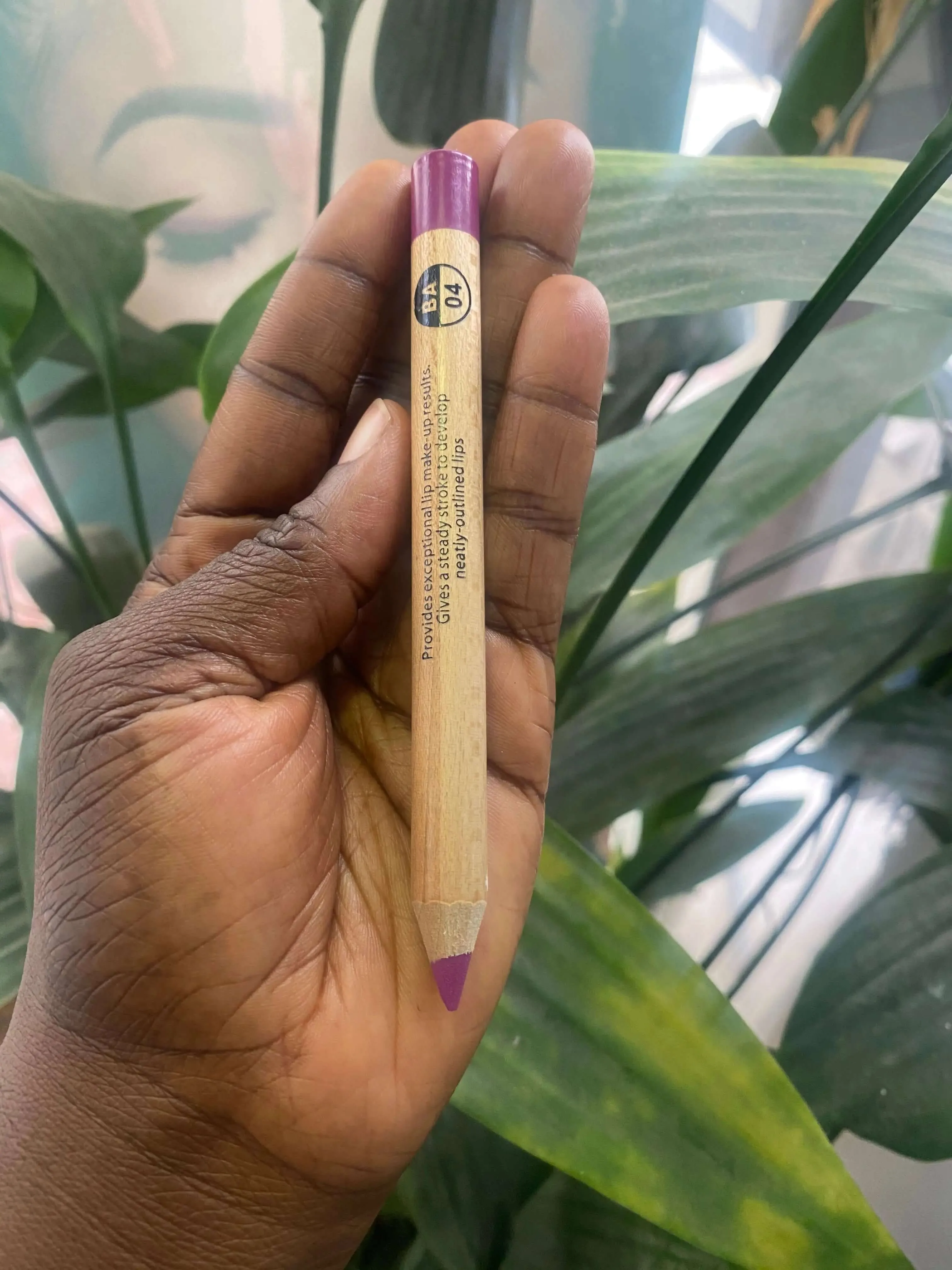 Becharm Lip Liners