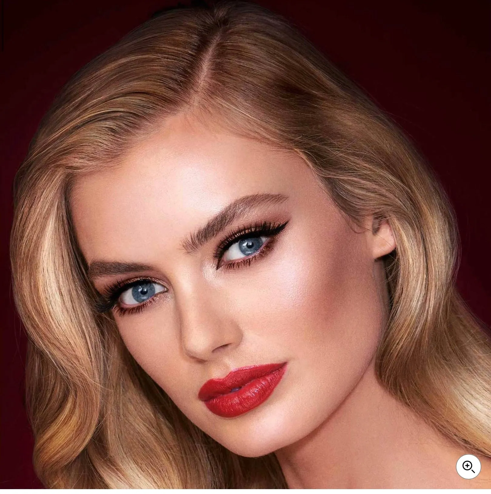 CHARLOTTE TILBURY THE BOMBSHELL LOOK light