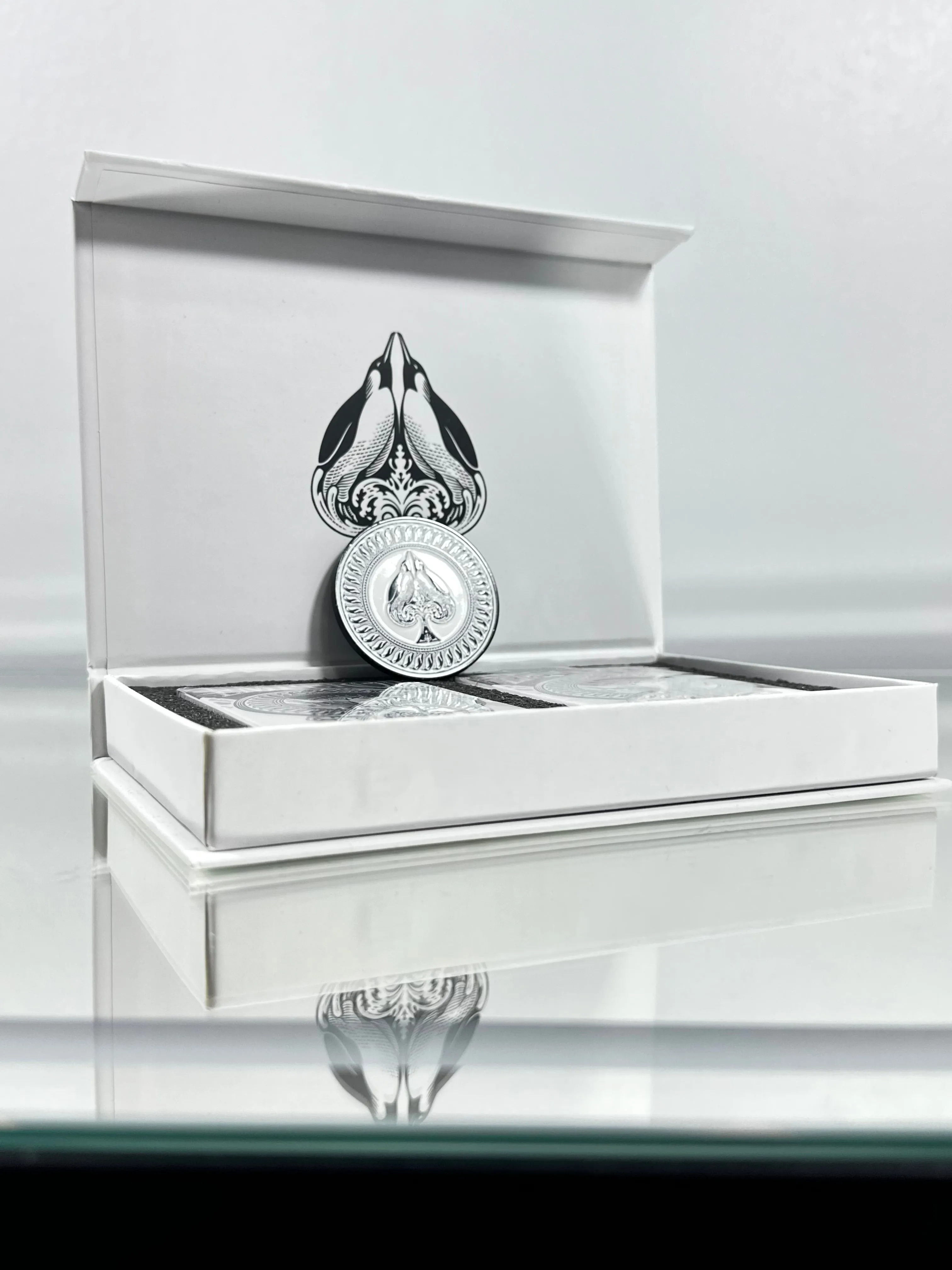 Emperor Playing Cards Set With Box And Coin