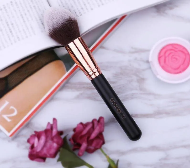 Foundation Fan Contour Powder Flat Top Buffing Highlighter Makeup Brushes