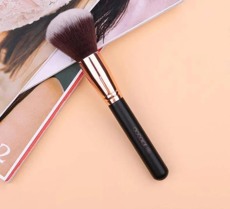 Foundation Fan Contour Powder Flat Top Buffing Highlighter Makeup Brushes