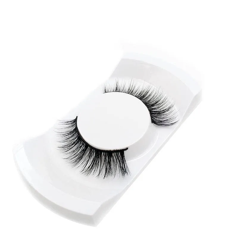 Free - 1Pair High quality 3d Eyelashes with Eyelash Applicator makeup Tool