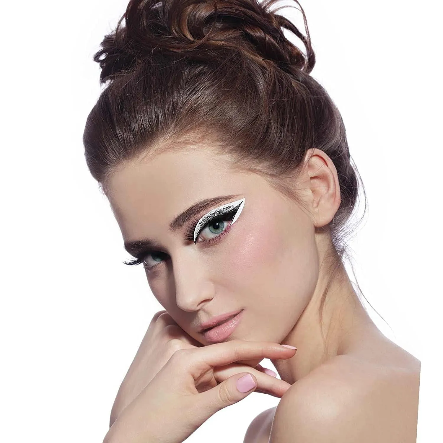 Quick Eyeliner Eyeshadow Stencils