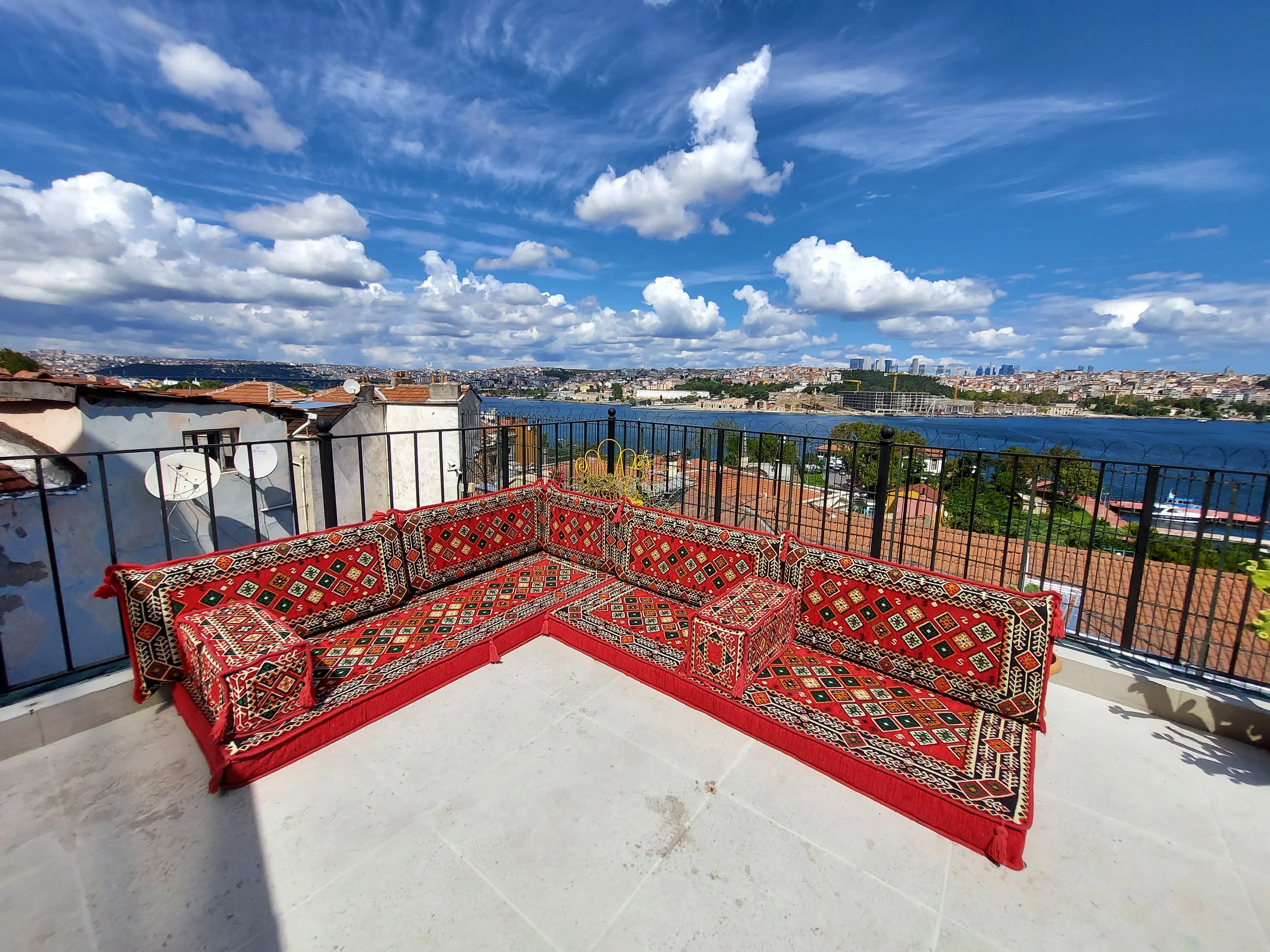 Red Floor Couches, L Shaped Sectional Sofas, Corner Arabic Sofa Set, Pallet Sofa, Arabic Majlis, Pouffs, Turkish Floor Seating Set