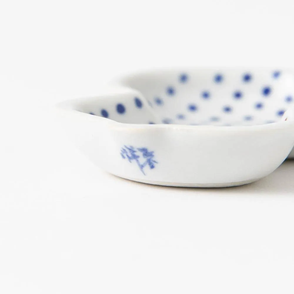 Soukyu Kiln Gourd Shaped Kutani Sauce Plate