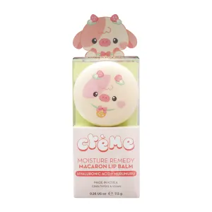Strawberry Cow Macaron
