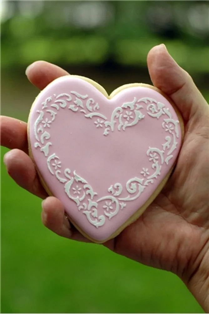 Swirl Valentine Heart Round Cookie Stencil Set by Designer Stencils