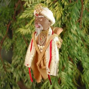 Wisemen/Maji - Africa is bringing the gift of Gold